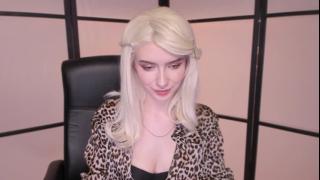 Miss Iris (inst. ur.miss.iris) support my beatiful bestie: MollyPosh Snapshot