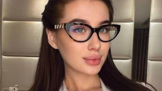 LilyColiins Snapshot